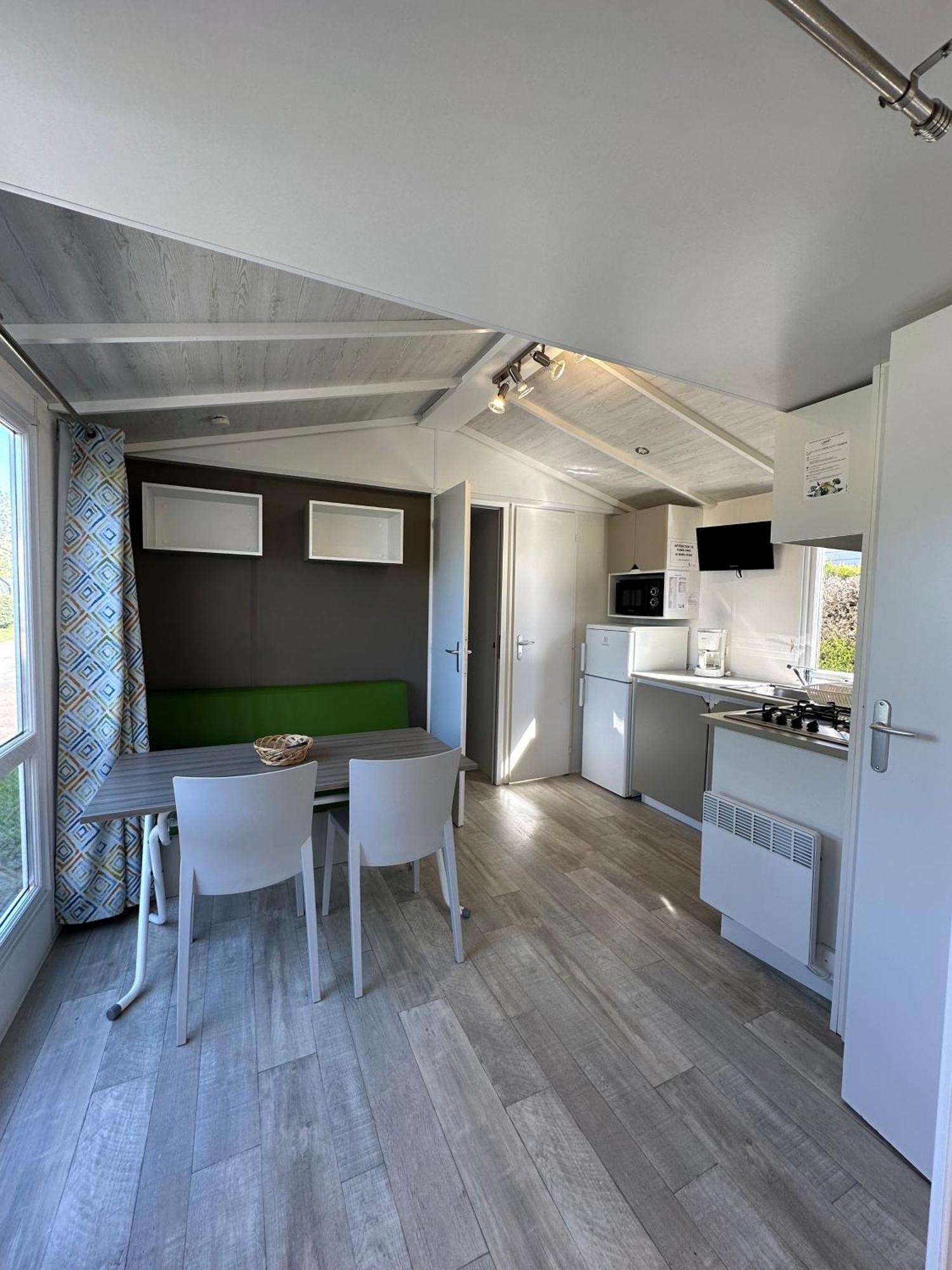 Camping Le Moulin De La Salle Les Sables-d'Olonne Exterior photo
